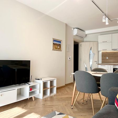 Parkcentral Luxury In City Center 7 Veliko Tarnovo Exterior photo
