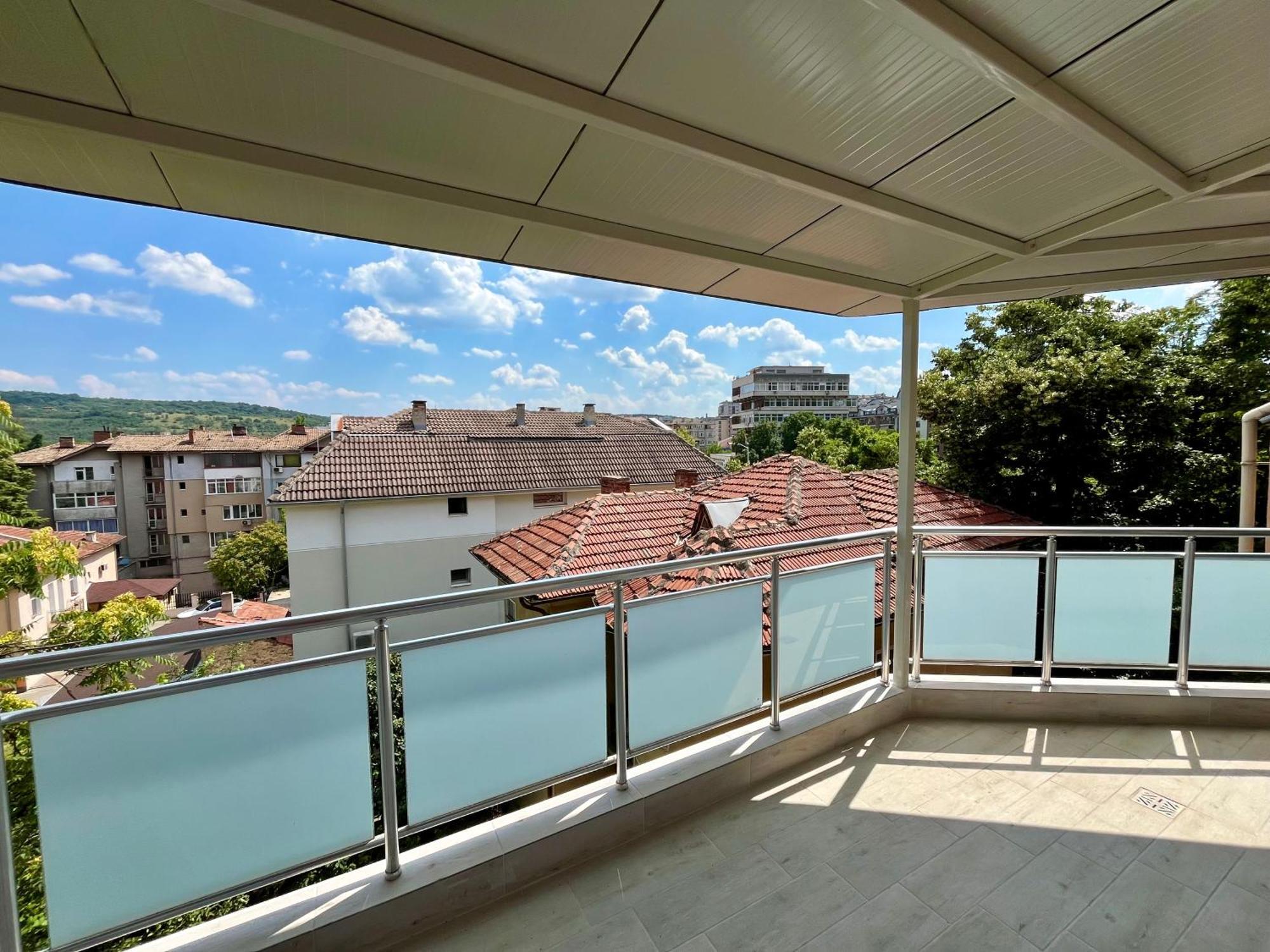 Parkcentral Luxury In City Center 7 Veliko Tarnovo Exterior photo